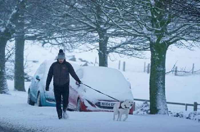 Weather maps show exact date and where 150-mile 'snow bomb' will batter UK with -5C arctic blast