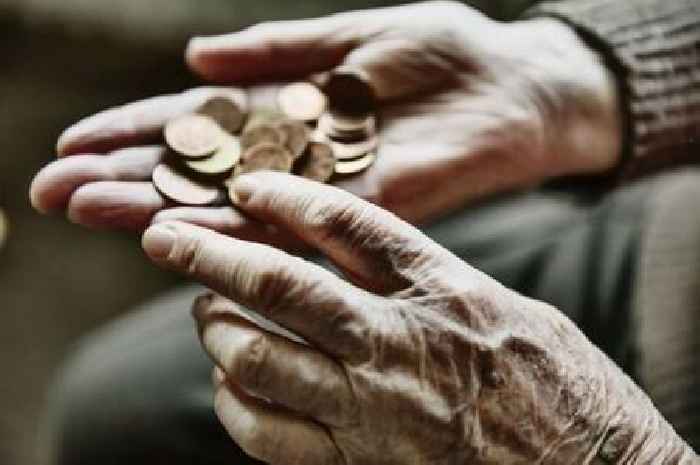 DWP sends 'last time' warning to all state pensioners over payment