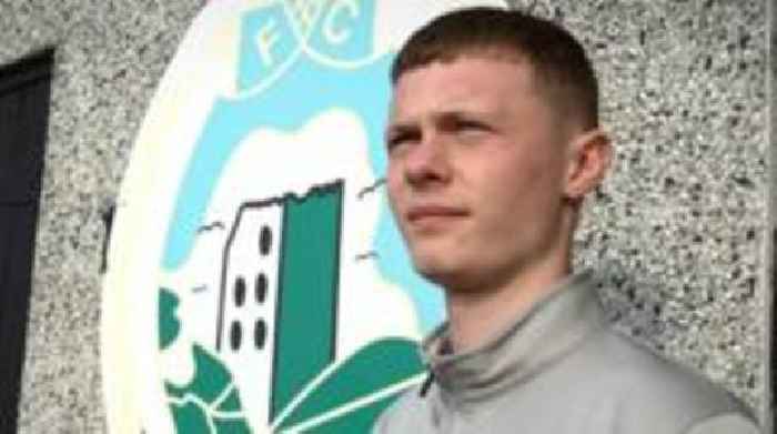 The footballer playing on despite stage four cancer