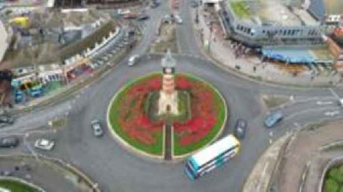 Stories behind poppy display move team to tears