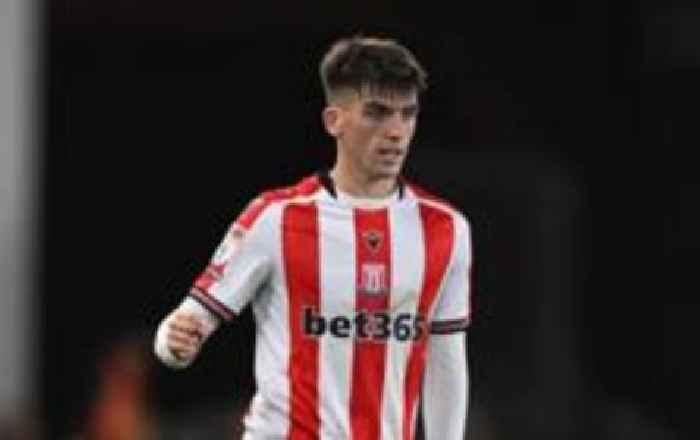 Stoke must stop giving away leads - Moran