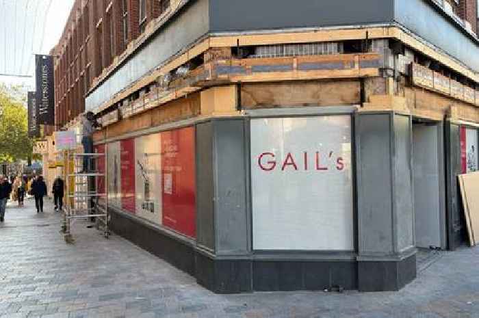 Pictures show popular bakery Gail's signs put up as work continues at former jewellery store