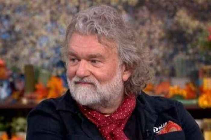 Hairy Bikers Si King says he still expects late co-star Dave Myers to call him