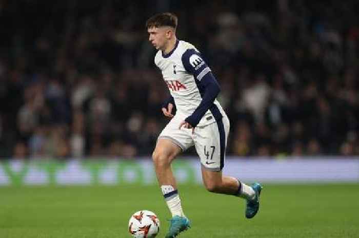 What Ange Postecoglou wanted Tottenham players to do for Mikey Moore as exciting statement made