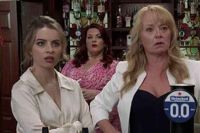 ITV Coronation Street stars reveal Rovers Return secrets after 'legend' update