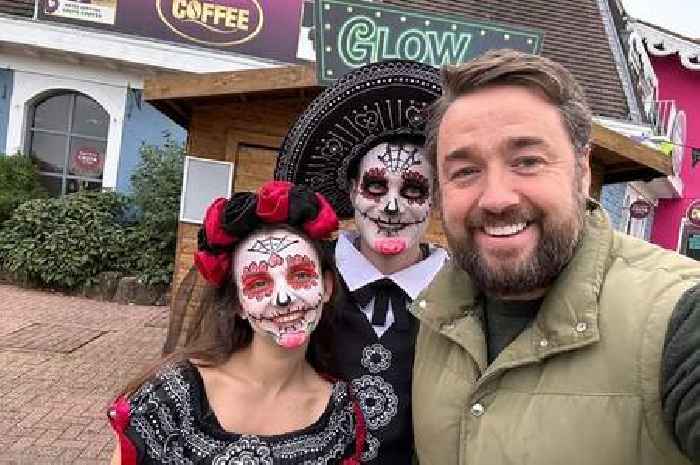 Jason Manford raves over Alton Towers Scarefest after 'absolutely terrifying' visit