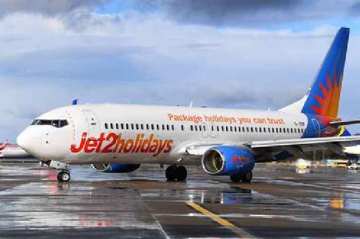 Glasgow-bound Jet2 flight declares mid-air emergency