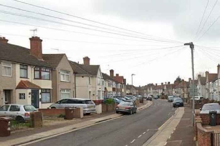 East London stabbing: Woman and two children hospitalised in Dagenham attack, man arrested