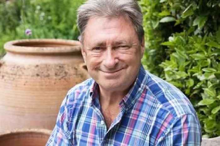 Alan Titchmarsh 'shushes' guest minutes into show as viewers left 'confused'