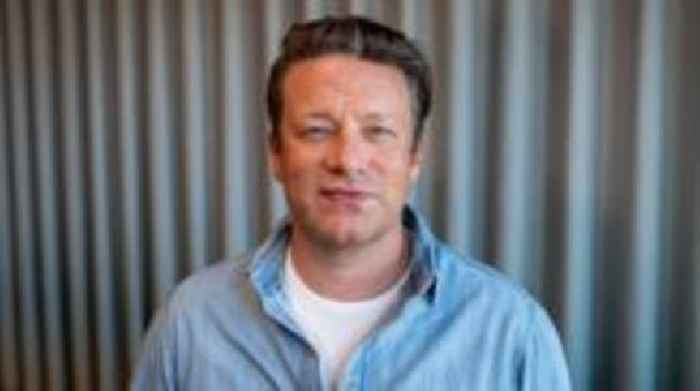 Jamie Oliver asks fans for 'cheese robbery' help