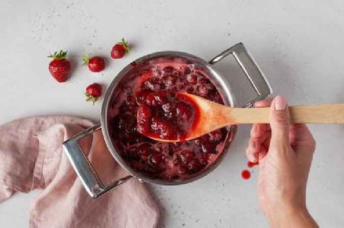 'I'm a dietitian – eat five foods to combat health battle millions like Monty Don face'