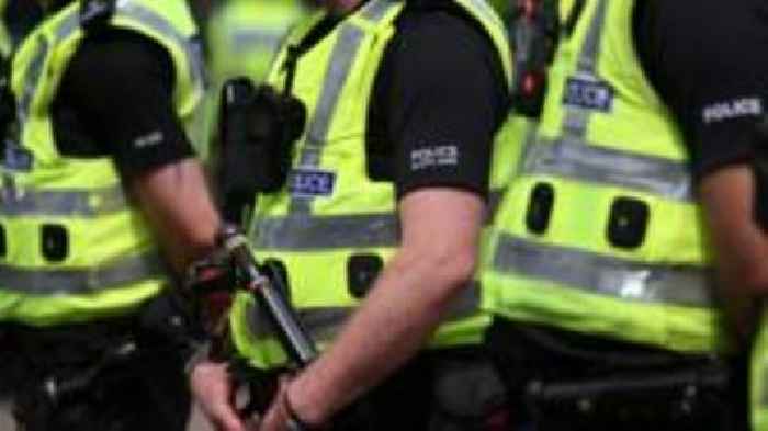 Scottish police officers to 'withdraw goodwill' in protest at pay offer