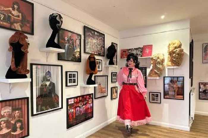 Derby's own world famous stylist puts on exhibition in hometown