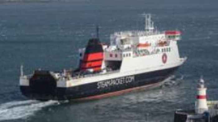 CalMac's plan to charter extra ferry abandoned after trials