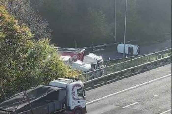 Live M4 traffic as car overturns on motorway slip road in Bristol