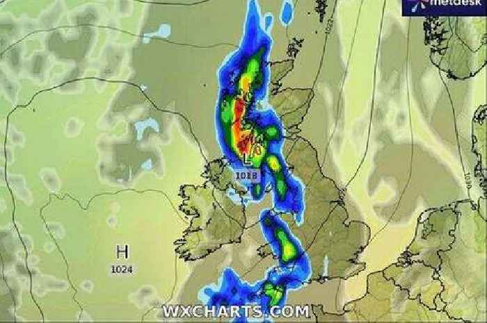 UK weather maps show when 742-mile 'rain bomb' will bring heavy downpours