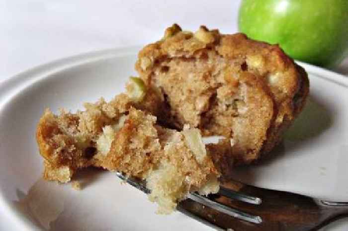 James Martin's toffee apple muffins recipe are ready in one hour for bonfire night