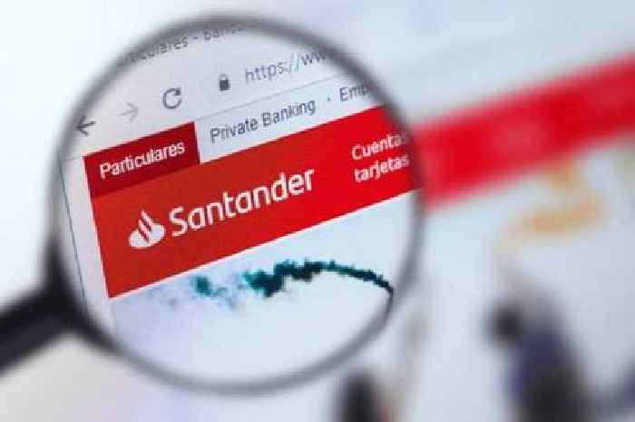 Santander preparing to issue free £150 payments to 'existing' customers