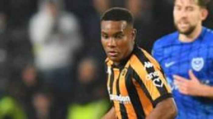 Hull City's Zambrano suspended for doping breach