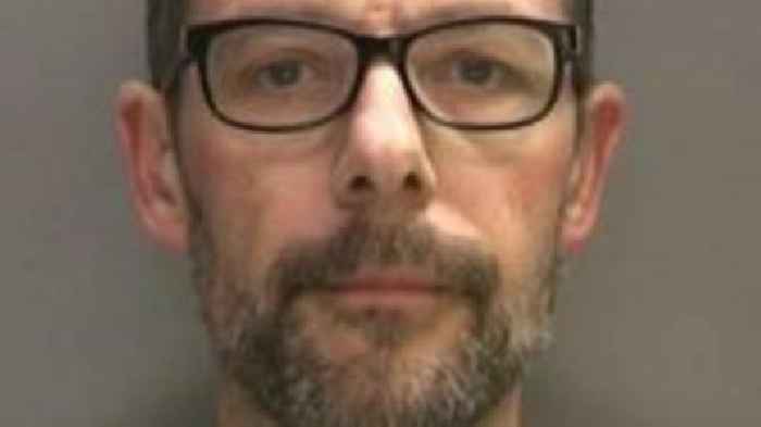 Ex head teacher jailed over indecent images