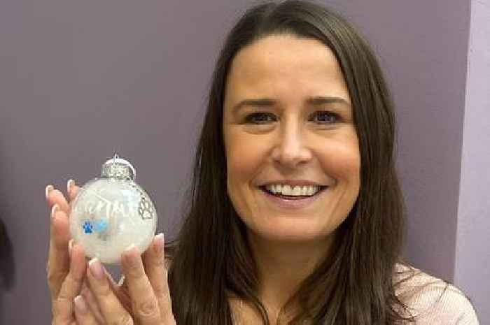 East Yorkshire company creates Christmas keepsake in support of national pet charity