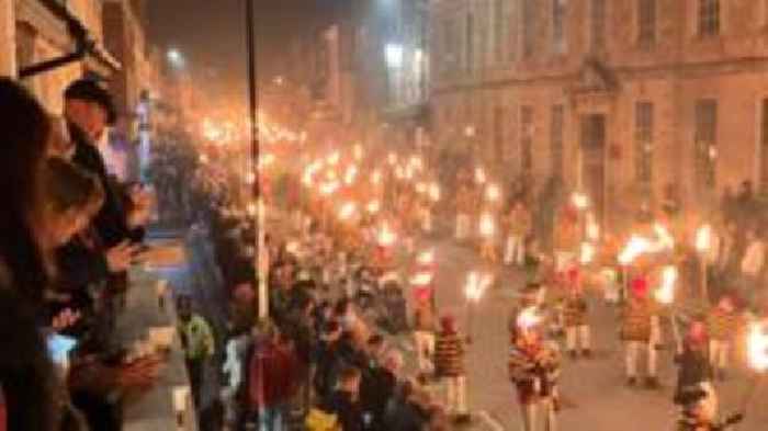 Lewes bonfire celebrations attract 40,000 people