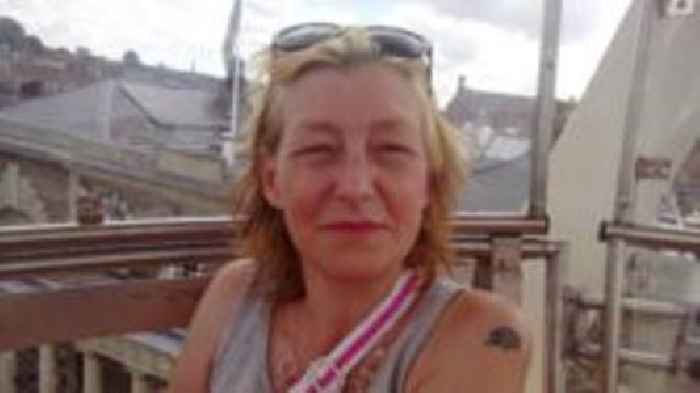 Poisoning victim had 'small' chance of surviving Novichok nerve agent
