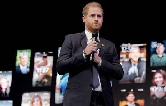 Prince Harry's heartbreaking Royal Family moment left him 'lying on floor in foetal position'