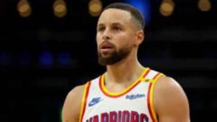 Curry passes Barkley record as Warriors beat Celtics