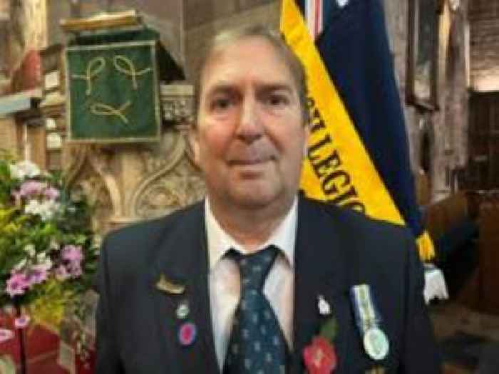 Falklands veterans share stories with pupils