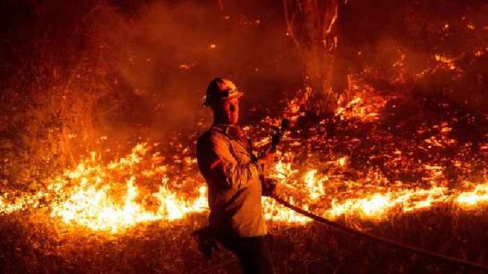 Key part of world's landmark Paris climate agreement 'starting to crumble'