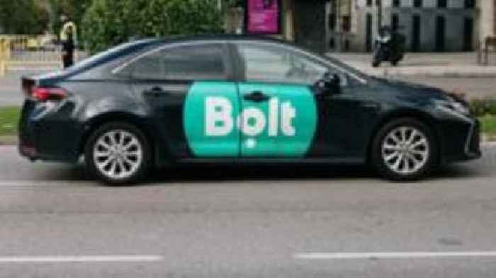 Bolt drivers win right to holiday and minimum wage