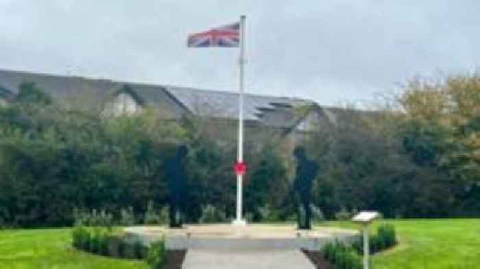 'Desecrated' memorial re-planted for Remembrance Day