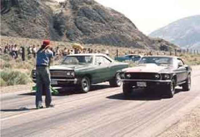 21 1960's and 70's Street Racing Pics That Burn Rubber