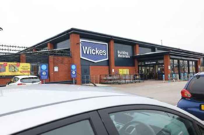 Wickes bans night-time parking in big blow to boy racers