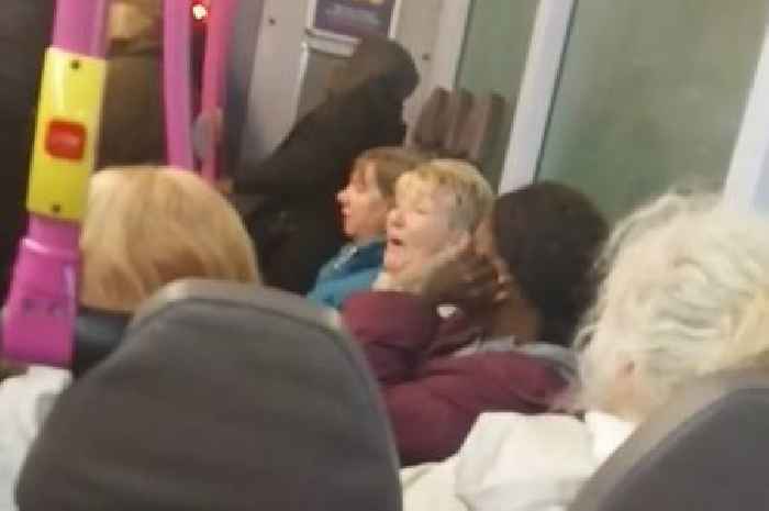 Scots bus passenger breaks into song mid-journey leaving fellow travellers stunned