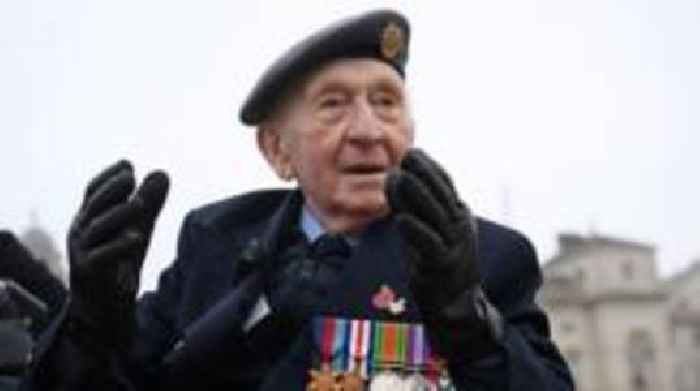 Six D-Day veterans pay tribute on poignant Remembrance Day