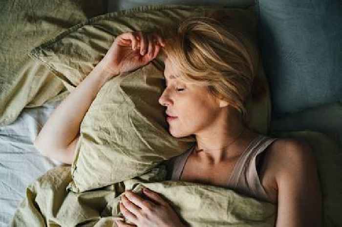 Improve your sleep by answering three simple questions every night, doctor says