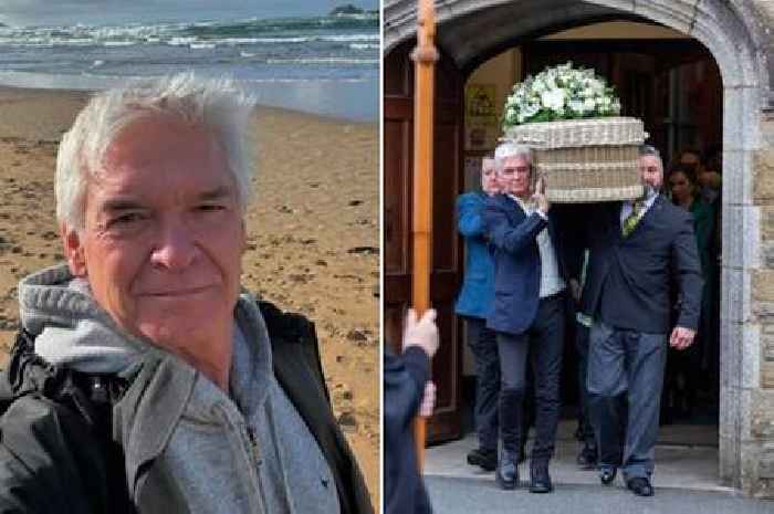 Phillip Schofield scatters parents' ashes in Cornwall