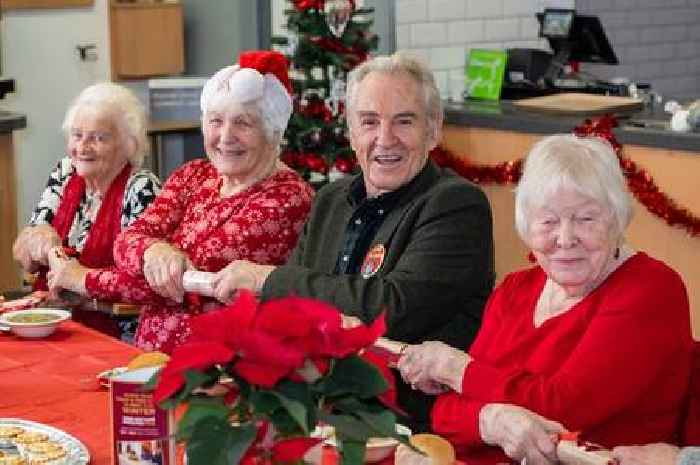 Gavin and Stacey actor Larry Lamb spotted at Essex Asda supermarket as he greets fans