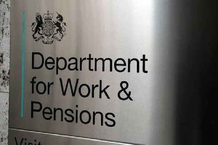 Check if you qualify for the DWP's £10 Christmas bonus