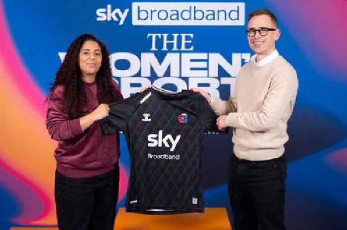 Streaming star hails 'amazing' Football Eseries triumph at Women's Esports Finals in London