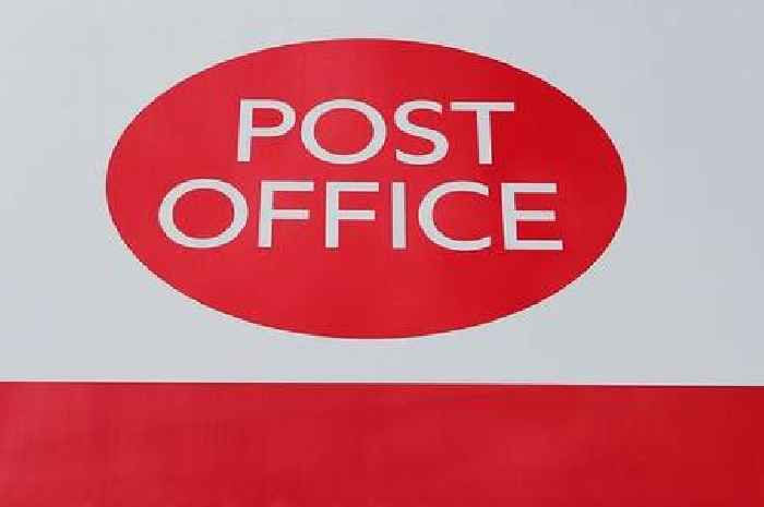 'Shock' as 'vital' Hull Post Office faces closure