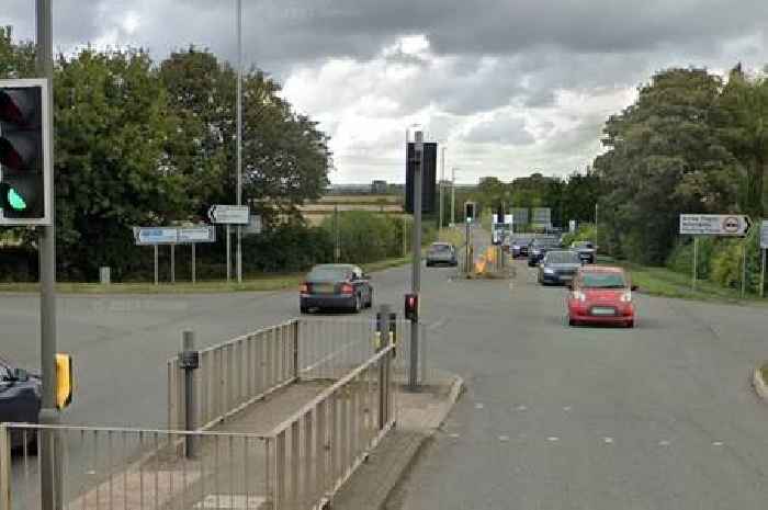 Live Leicestershire updates as road closed following multi-vehicle crash