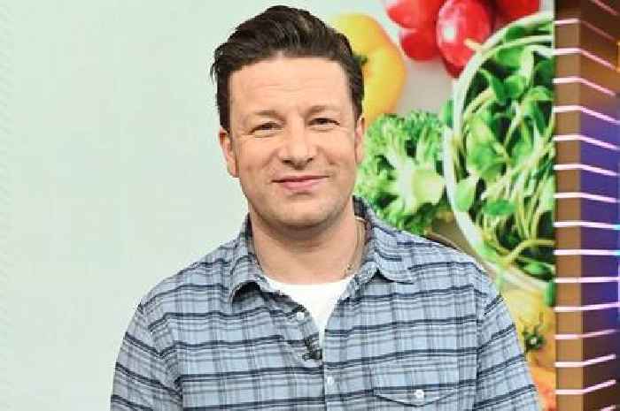 Jamie Oliver's weight loss secrets after TV chef lost two stone by 'eating more'
