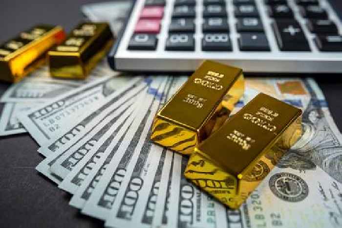 Gold clings to gains ahead of US CPI: can prices keep maintain momentum?