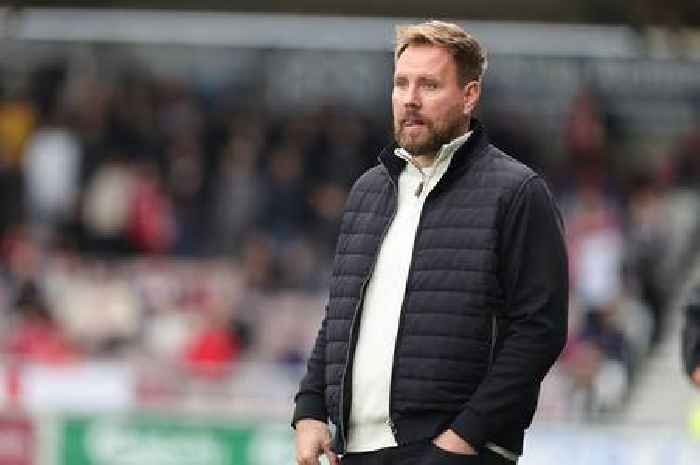 Crawley Town boss Rob Elliot makes bravery point as Red Devils prepare for Bristol Rovers trip