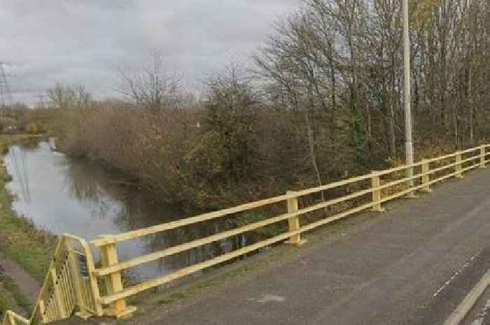 Live Leicestershire updates as 'police incident' blocks main route near Fosse Park