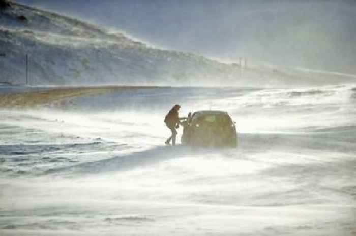 UK faces 'week in freezer' with -1C snow beginning within days