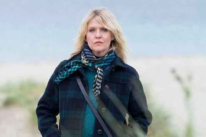 Actress Ashley Jensen opens up on growing up in Annan